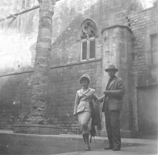 Quinto Ghermandi in viaggio di nozze in Spagna con la moglie Romana Spinelli nel 1953. Quinto Ghermandi in viaggio di nozze in Spagna con la moglie Romana Spinelli nel 1953.