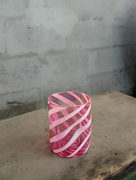 bic rosa con cannette bianche 5.jpeg