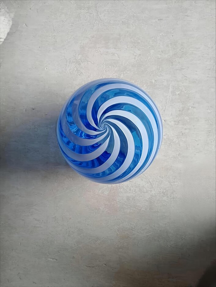 sfera blu cannette bianche.jpeg sfera blu cannette bianche.jpeg