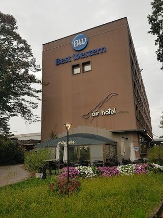hotel1.jpeg hotel1.jpeg