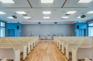 aula.jpeg aula.jpeg