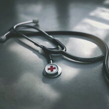 a-minimal-linear-icon-of-a-stethoscope-with-a-tiny.jpeg