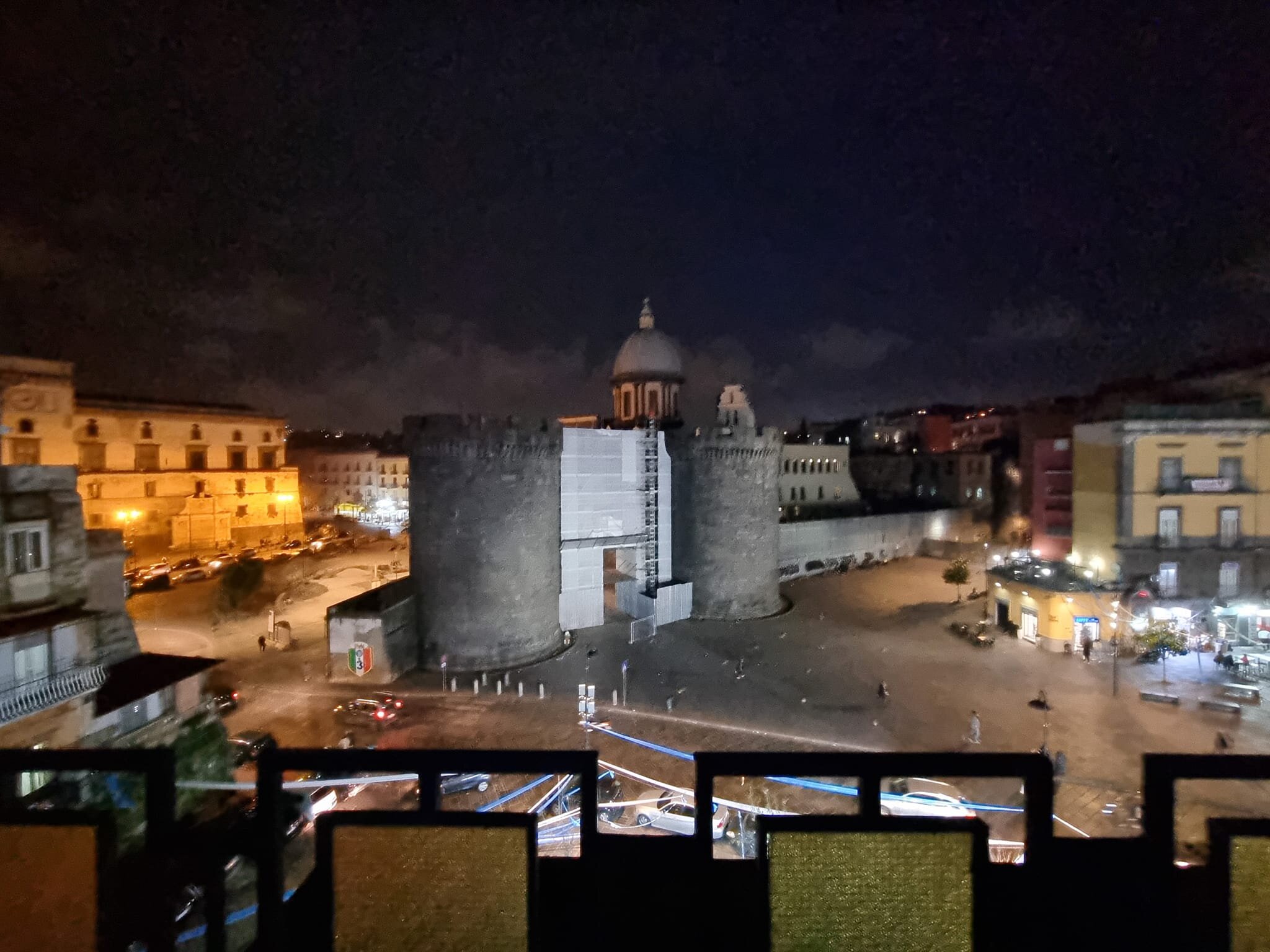 Da Porta Capuana a Piazza del Gesù Da Porta Capuana a Piazza del Gesù