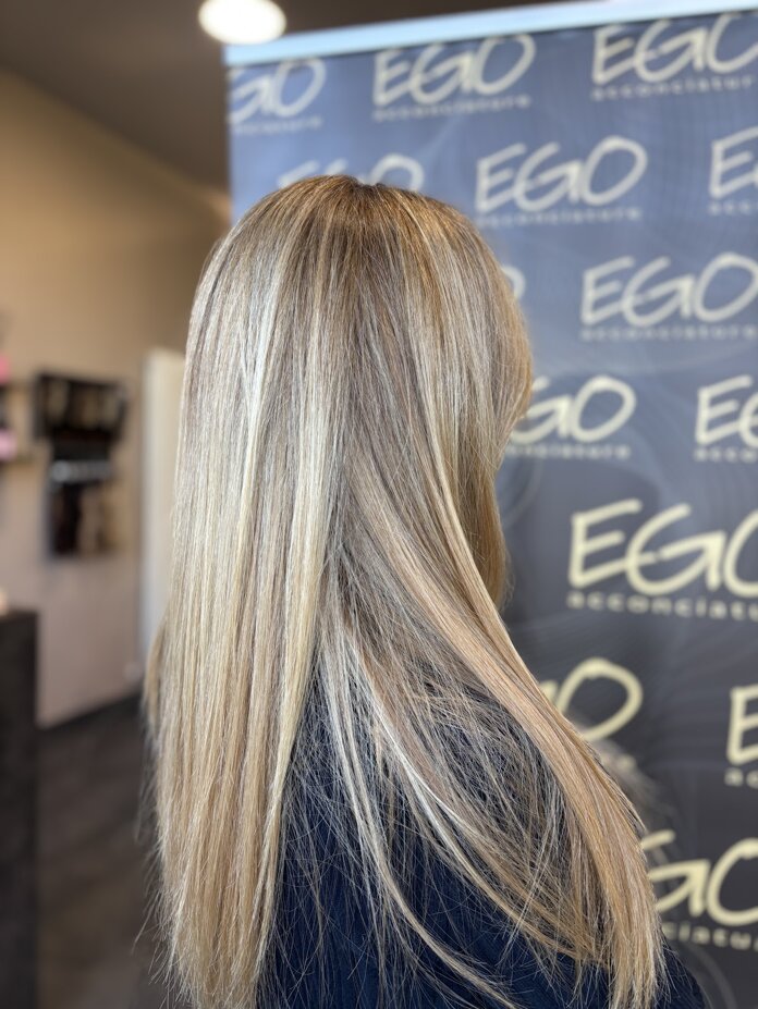 Consulenza professionale per cute e capelli presso Ego Acconciature