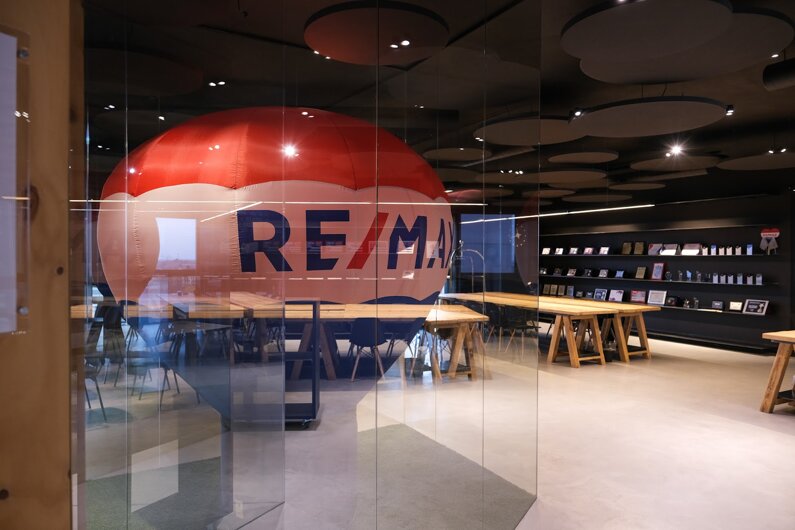 42618_024668b110f26d97c959984e836e7315969a0c1a