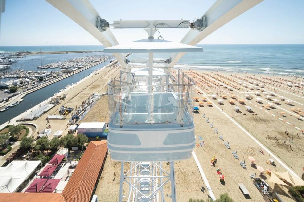 galleria-giostra-viareggio-altravistawheel2.jpeg galleria-giostra-viareggio-altravistawheel2.jpeg