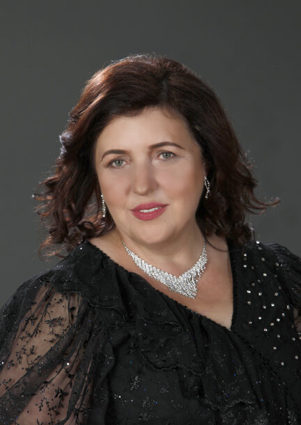 dr yulia lipmanovich 1.jpeg dr yulia lipmanovich 1.jpeg