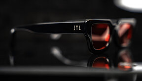 eyJlbiI6IkN1bHR1cmFsIHBsYXRmb3JtIGNvbWJpbmluZyBtdXNpYywgc3BhY2UgYW5kIGJyYW5kIHRocm91Z2ggY3JlYXRpdmUgZGlyZWN0aW9uLiJ9