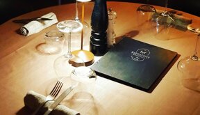 eyJlbiI6IkVkaXRvcmlhbCBpbWFnZSByZXByZXNlbnRpbmcgYnJhbmQgaWRlbnRpdHkgYW5kIHZpc3VhbCBzeXN0ZW0gZGV2ZWxvcG1lbnQuIn0=