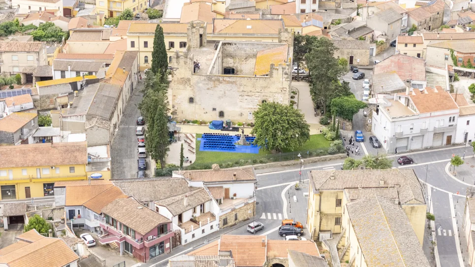 Sanluri - Vista Aerea Domo Olivia e Castello di Sanluri