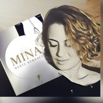 minavesteversace.jpeg
