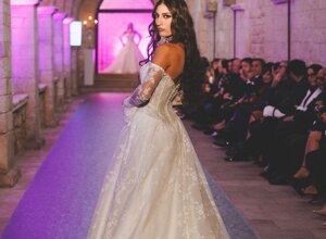 sfilata abiti da sposa in passerella 