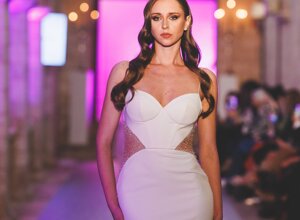 sfilata abiti da sposa in passerella 
