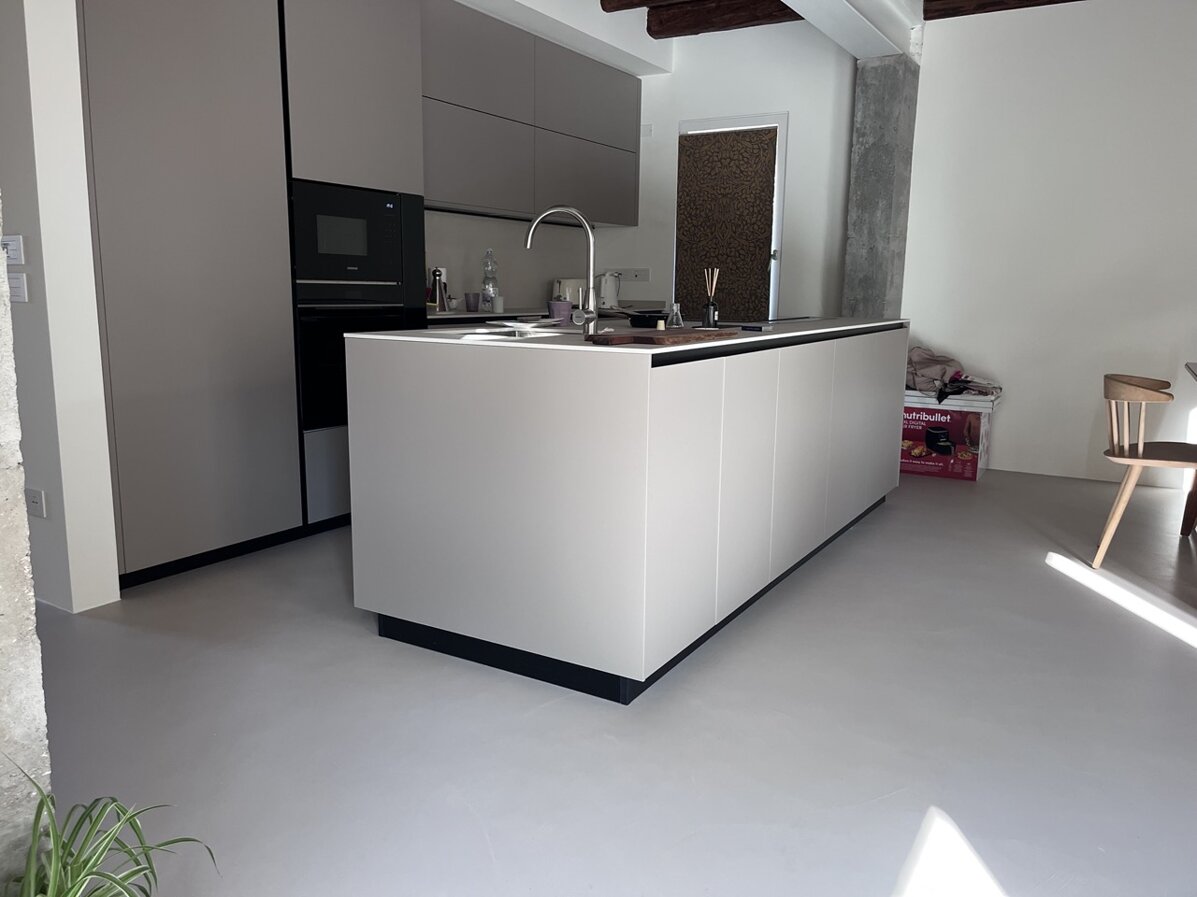 nsfloor20.jpeg nsfloor20.jpeg