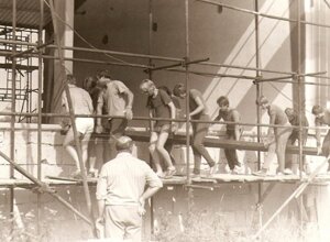 photos_zoom_175.jpeg