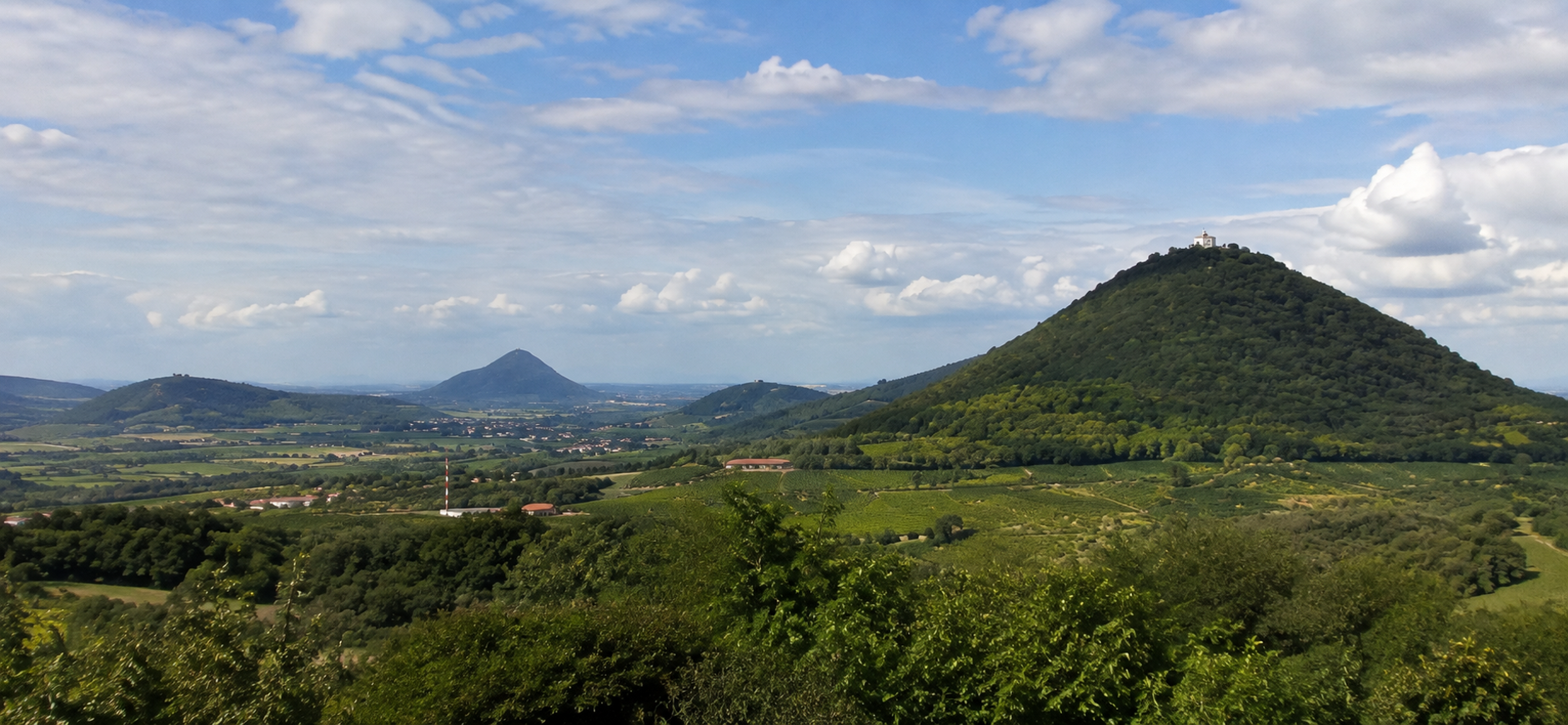 foto panorama colline verdi foto panorama colline verdi