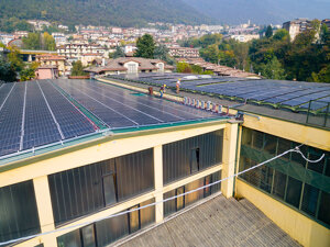 impianti-fotovoltaici-e-sistemi-anticaduta3-1024x768.webp