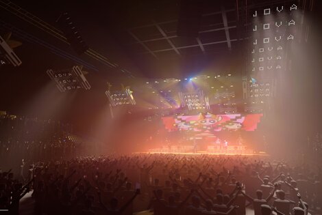 stage%20front.jpeg