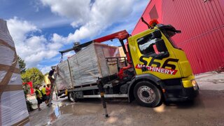S66 Volvo s hydraulickou rukou