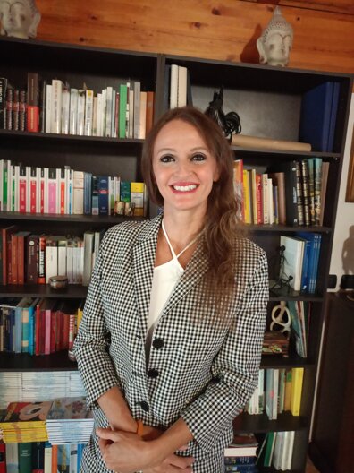  Dott.ssa Isabella Corbellini Abilitata all'Esercizio della Professione Forense - Corte di Appello di Bologna - Fondatore e Direttore Scientifico Legaliuris. Expert Area Commissione Europea EU ID Credenziale: EX2026D1344800 Settori: Civil Law, Commercial Law,Public &Social Law, Criminal Law,(Gender in Law, Criminology &Penology, Human Rights (Law,Criminology, Penology, Jurisprudence)