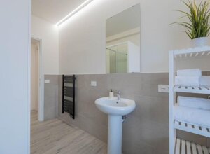 Bathroom at Lakeview Attico Saini