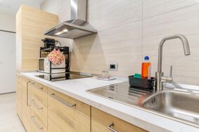 Equipped kitchen at Bovisa Hub 97 holiday apartment