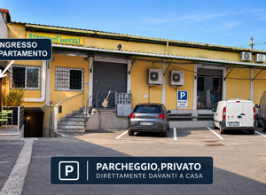 Entrance and private parking at Bovisa Hub 97 - Politecnico