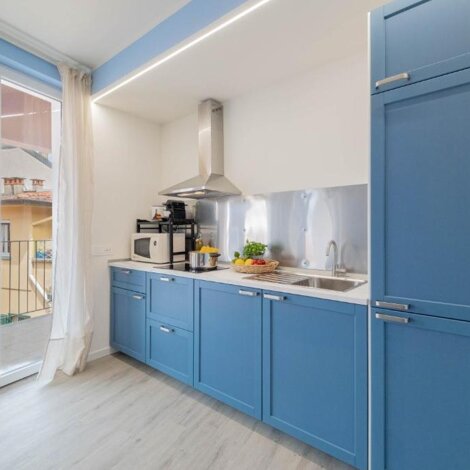 Lakeview Attico Saini kitchen interior