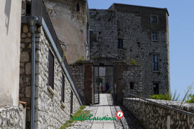 montesarchio-entrata-castello-750x500.jpeg montesarchio-entrata-castello-750x500.jpeg