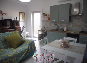 zona giorno della casa vacanza la dimora di pan