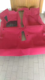 moquet-pianale-interno-colore-rosso-unico
