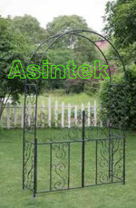 pergola-per-fiori-in-ferro-da-giardino-con-cancello