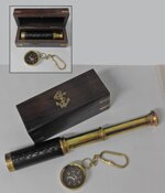 telescopio-in-pelle-con-custodia-legno-e-bussola