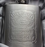 fiaschetta-in-acciaio-jack-daniels-whiskey