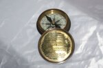 bussola-robert-frost-con-calendario-nautico