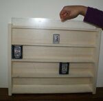 vetrina-bacheca-per-accendini-zippo-con-vetro-scorrevole-natural