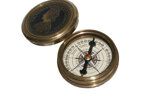 bussola-nautica-vittoriana-in-ottone-1875-sfondo-nero