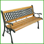 panchina-da-giardino-in-legno-e-ghisa-lavorata