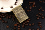 accendino-jack-daniels-oro-tipo-zippo
