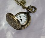 antico-orologio-da-tasca-con-cervo