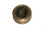 bussola-nautica-vittoriana-in-ottone-1875-sfondo-nero