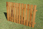 recinzione-steccato-in-legno-di-castagno-tonalita-ciliegio