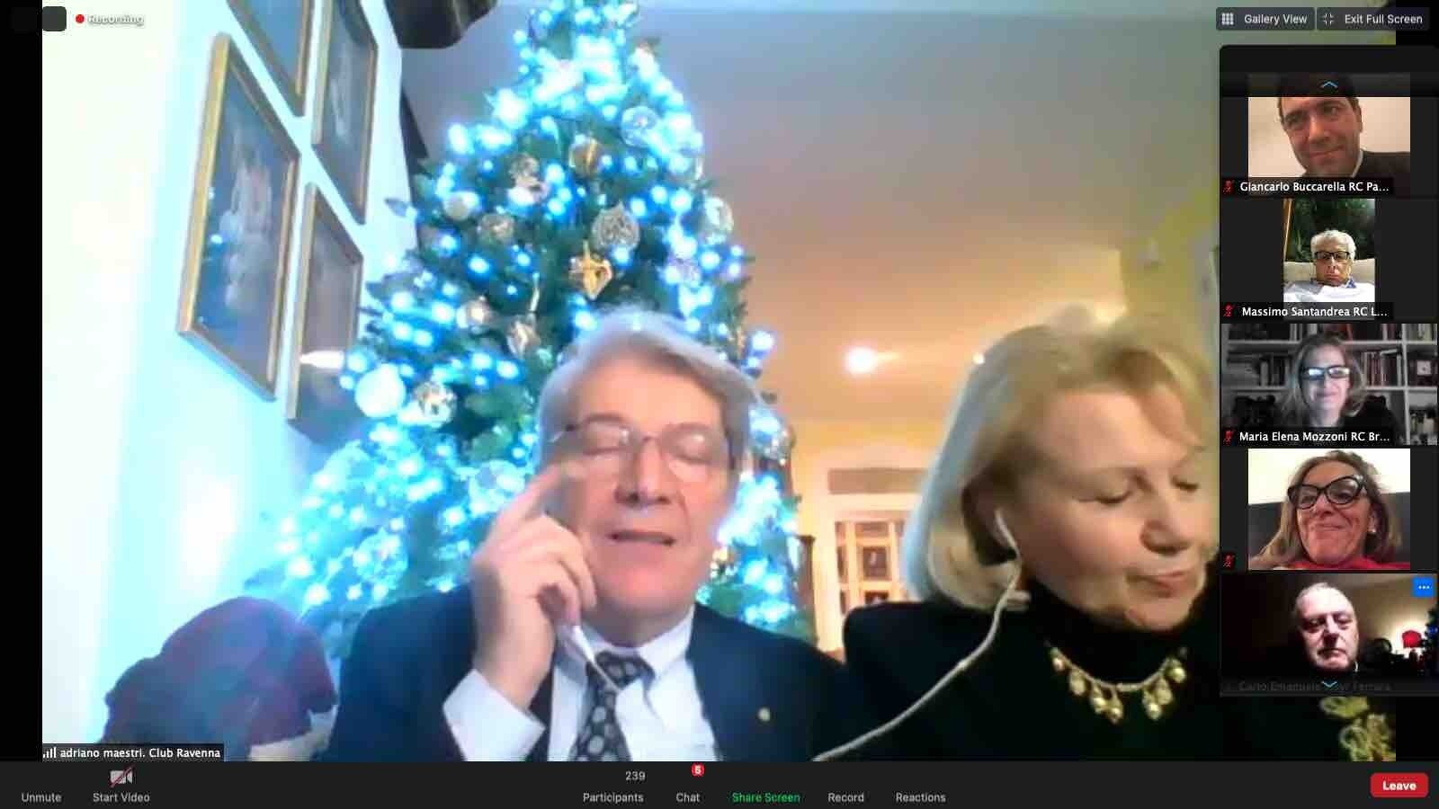 10_auguri_distretto_albero.jpeg