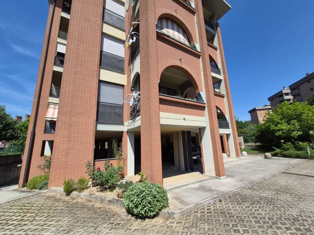ABBIATEGRASSO Tre locali recente costruzione