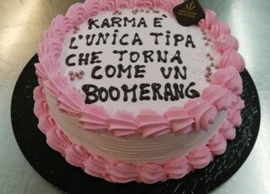 torta con scritta