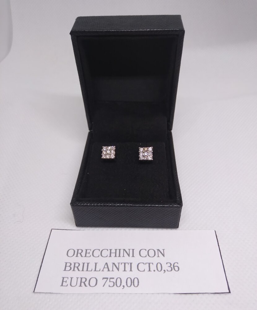 orecchini con brillanti0,36.jpeg orecchini con brillanti0,36.jpeg