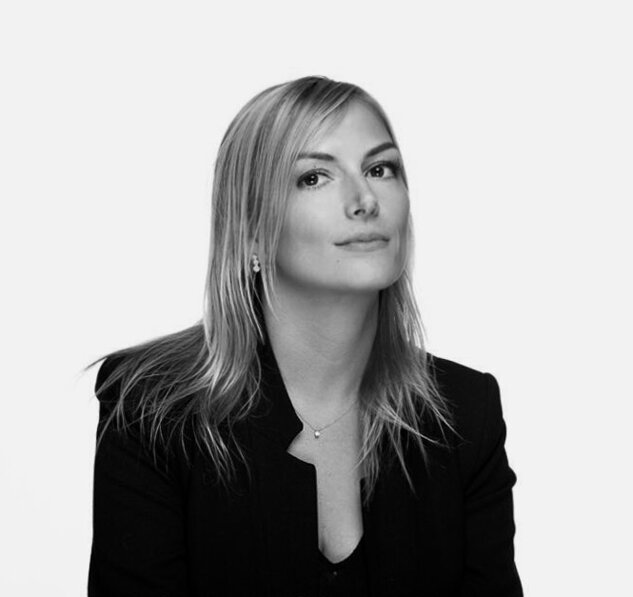 Alessandra Sandrin Professional Simultaneous Interpreter