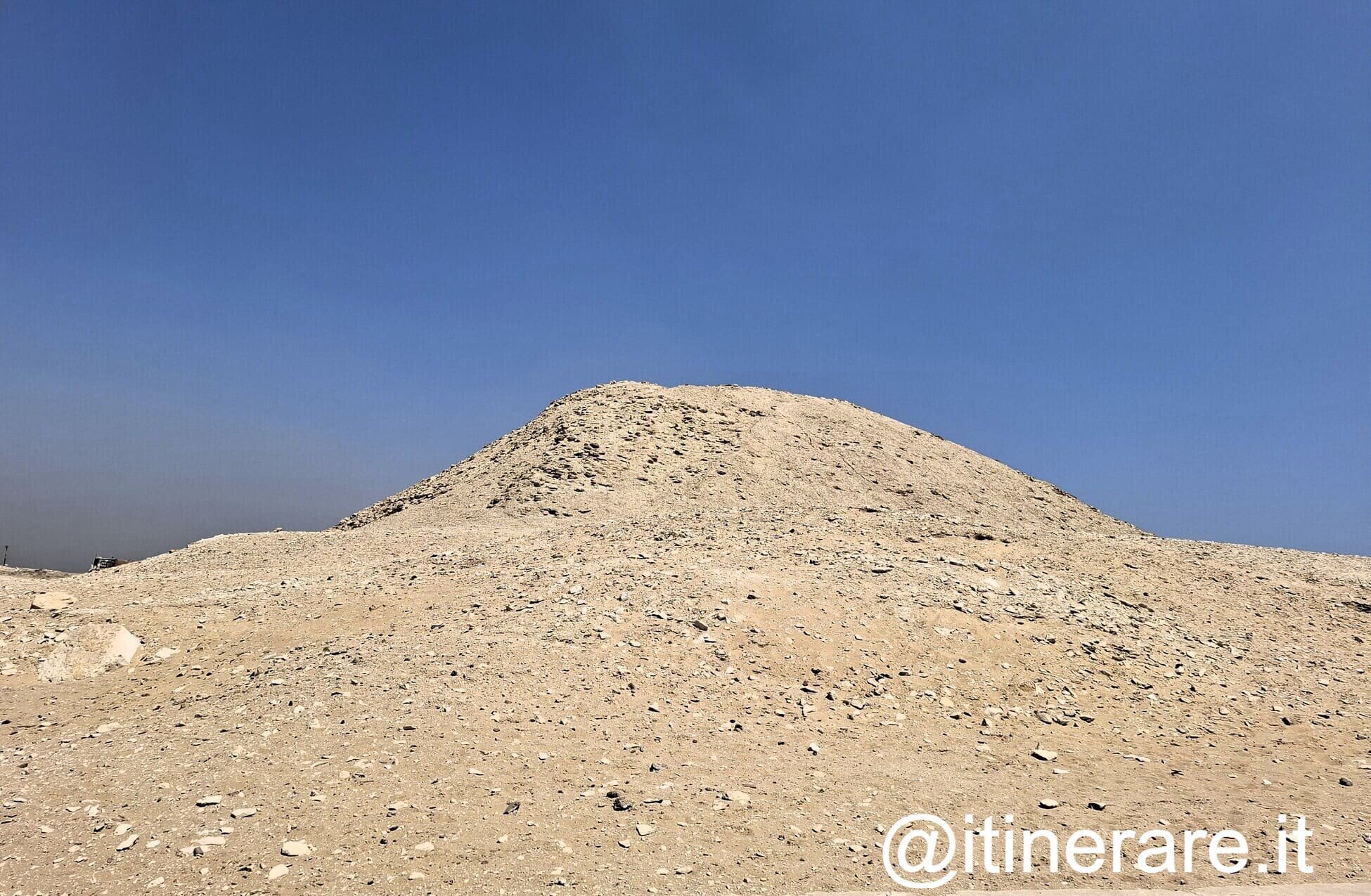 piramide-di-teti.jpeg piramide-di-teti.jpeg