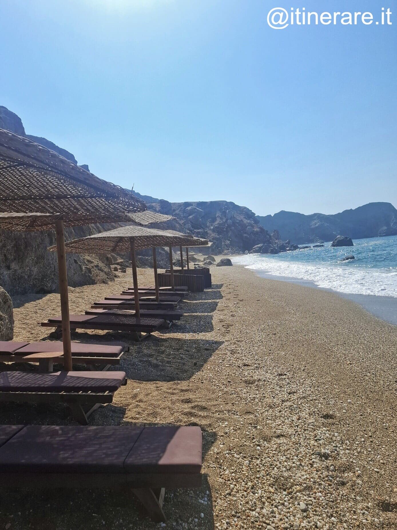 milos_venerdì_vista2_paleochora.jpeg milos_venerdì_vista2_paleochora.jpeg