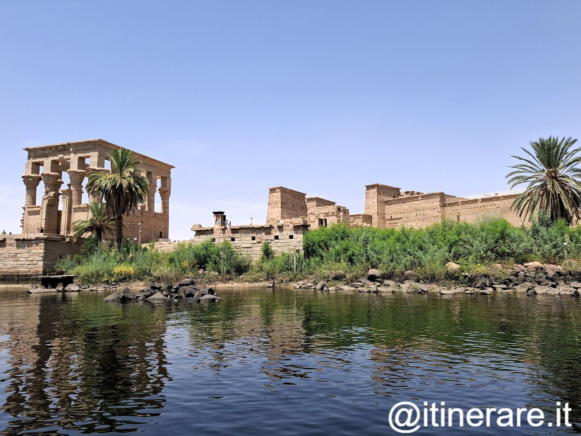 tempio-di-iside-tutto-dal-fiume---copia.jpeg tempio-di-iside-tutto-dal-fiume---copia.jpeg